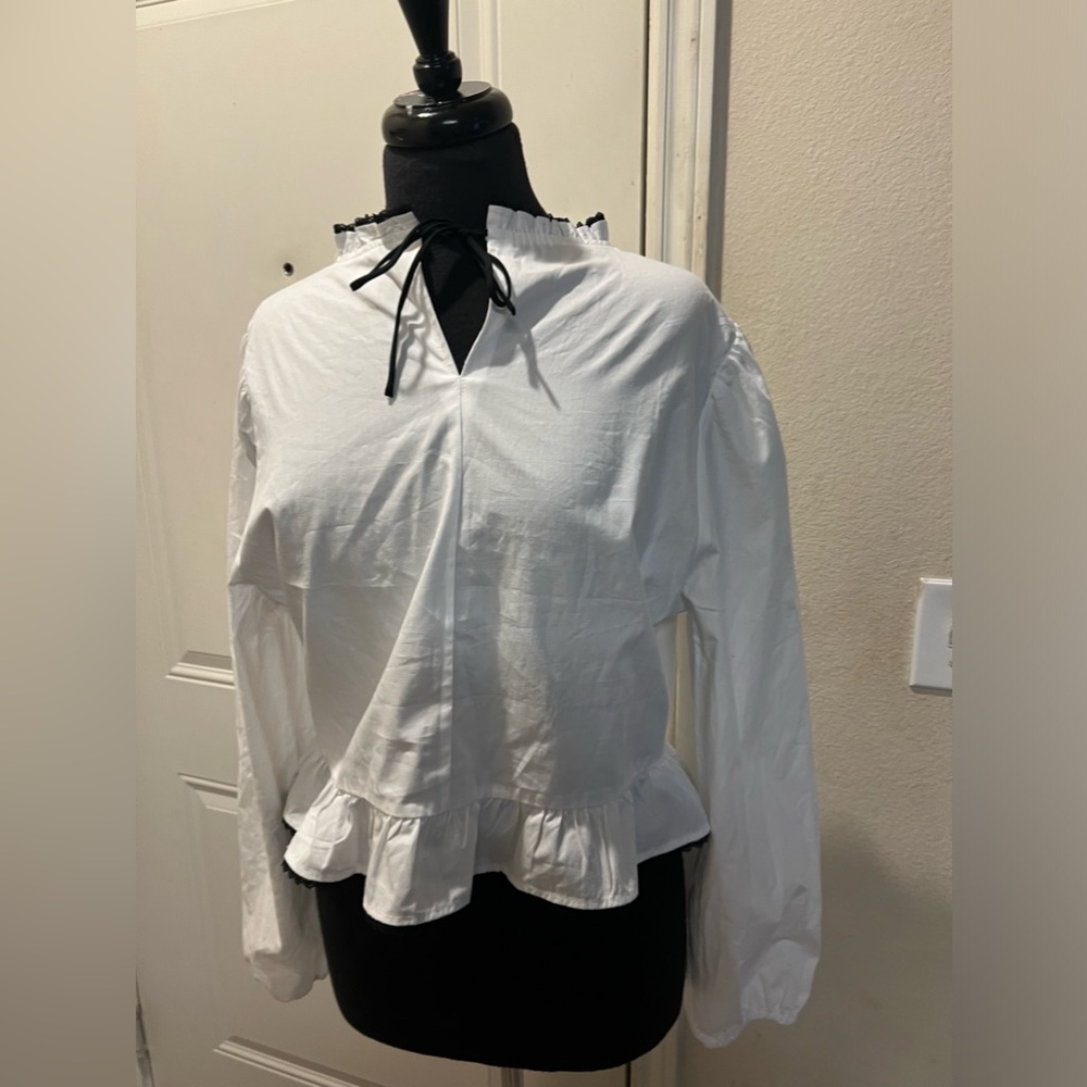 Divided Top - image 1